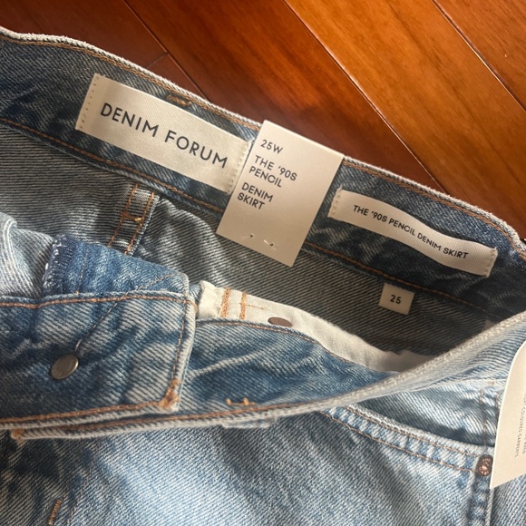 BNWT Denim Forum '90s Pencil Skirt - Picture 2 of 5